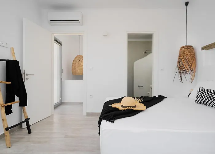 Serenity Sunset Villa, Glinado Naxos, By Naxosvibe *